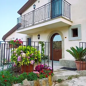 Hotel Diffuso Montalbano Borgo Antico - La Casetta Del Vento, Montalbano Elicona